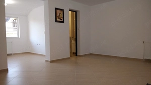 Proprietar închiriez spatiu - imagine 3