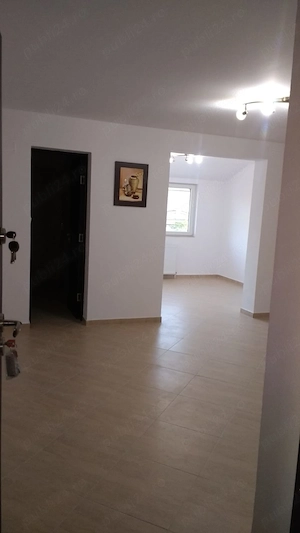Proprietar închiriez spatiu - imagine 5