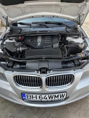 BMW 320d combi an 2011 - imagine 5