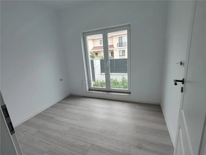 Duplex pe plan - canalizare - 4 camere - imagine 6