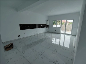 Duplex pe plan - canalizare - 4 camere - imagine 2