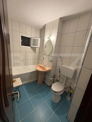 Apartament 3 camere decomandat, etaj 3, Rovine, zona Posta din Rovine - imagine 13