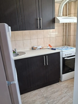 iancului ritmului etaj 8