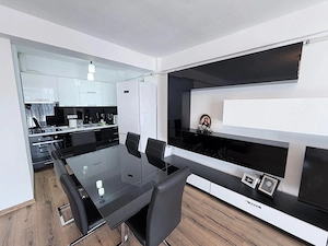 Apartament de vânzare - 3 camere  - imagine 5