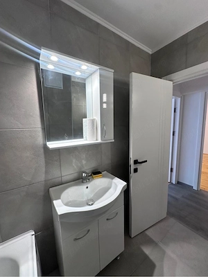 Apartament 2 camere renovat   Lujerului   centrală proprie   7 min de metrou - imagine 3