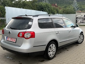 Volkswagen Passat B6 2.0 TDI 140 CP Euro 5  - imagine 2