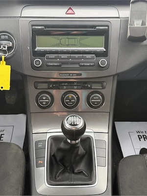 Volkswagen Passat B6 2.0 TDI 140 CP Euro 5  - imagine 7