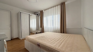Proprietar!Brancoveanu 2 camere 5 8 61mp 4 minute de METROU SI PARC MOBILAT LUMINOS( orientareVEST) - imagine 3