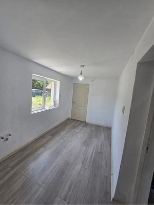 vand casa in Petrila  - imagine 7