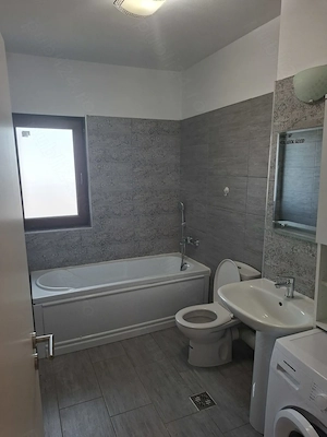 Proprietar inchiriez garsoniera Sanpetru Residence - imagine 4
