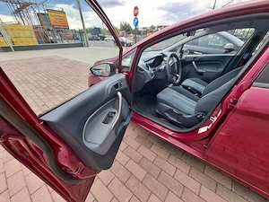 Ford Fiesta 1.2L benzina, 150.000 km - imagine 7