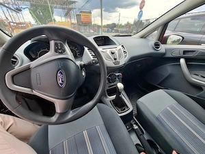 Ford Fiesta 1.2L benzina, 150.000 km - imagine 5