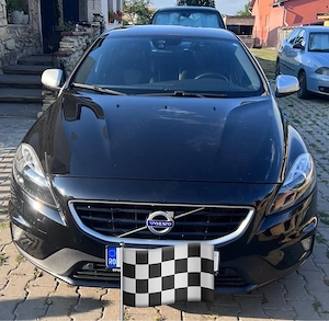 Volvo V40 D3 R Design - imagine 3