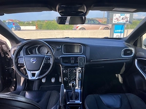 Volvo V40 D3 R Design - imagine 5