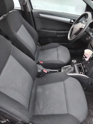 opel astra h  - imagine 8