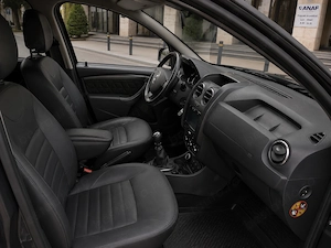 Dacia Duster 1.5 Dci 4x4 Unic Proprietar - imagine 8