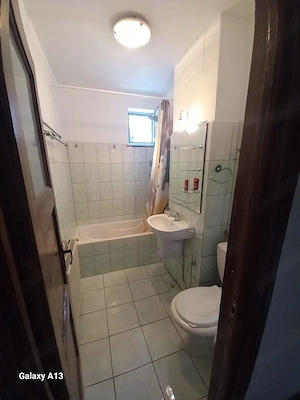 Apartament cu 3 camere de vanzare   Târgu Jiu, zona centrala - imagine 9