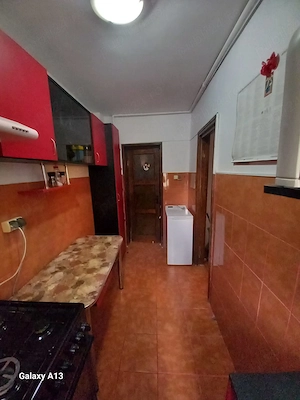 Apartament cu 3 camere de vanzare   Târgu Jiu, zona centrala - imagine 8