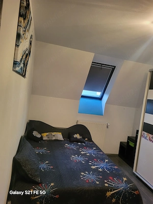 ofer spre închiriere apartament  dormitor ,vaie living bucătărie zona Ana ipătescu situat la 5 minut - imagine 4