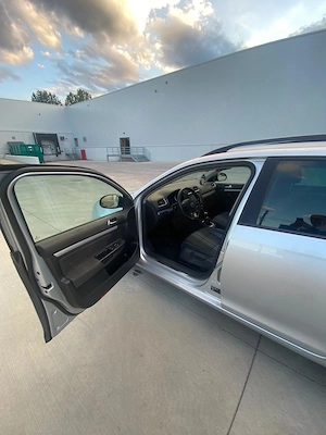 Volkswagen Golf 2.0 TDI DPF MATCH - imagine 7