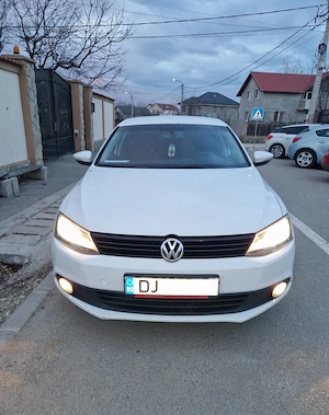 VW Jeta 1.6 TDi, an 2014, AC- climatizare, Euro 5, servo, ABS, ESP, navigatie, stare perfecta - imagine 3