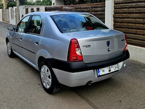 Dacia Logan Model Kiss Laureat Km.45000 Realii An Fabricație 2008 Unic Proprietar  - imagine 3