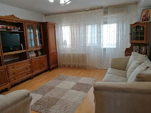 Apartament cu 2 camere de închiriat   Centru, Vaslui - imagine 8