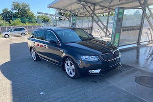 Skoda Octavia 3 2.0TDi 150CP | Clima | Navi | Full opțiuni utile - imagine 2