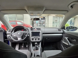 Volkswagen Scirocco 1.4 - imagine 9