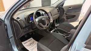 ** Hyundai i30 ** - imagine 8