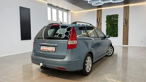** Hyundai i30 ** - imagine 6