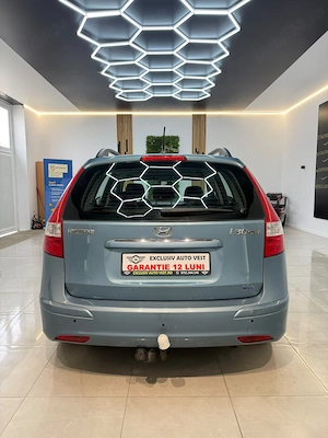 ** Hyundai i30 ** - imagine 5
