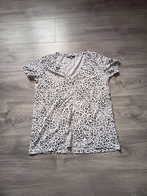 Tricou Zara cu imprimeu leopard 