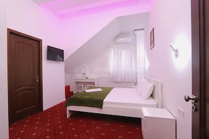 De vanzare –  Cladire comerciala - Pensiune – Restaurant – Ballroom – Rahova – Alexandriei – Leroy M - imagine 15