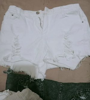 vând haine de calitate 