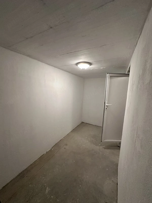  Închiriez 2 boxe subterane   Florești, str. Cetății