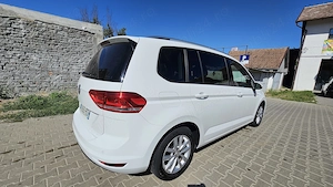 Volkswagen Touran 2018 1.6 TDI manual 6+1 5 locuri - imagine 4
