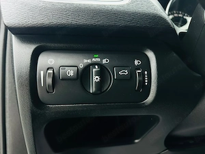 Volvo V40 - imagine 10