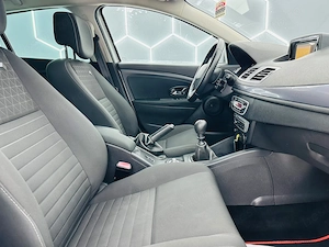 Renault Megane - imagine 17