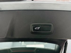 Volvo XC40 - imagine 18