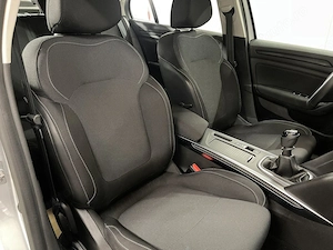Renault Megane - imagine 9