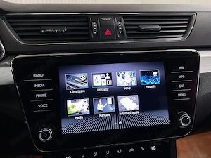Skoda Superb - imagine 17