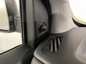 Fiat Doblo - imagine 17