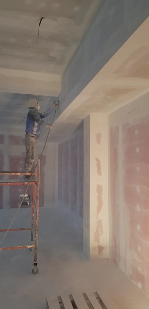 Angajam - constructii- amenajari - finisaje 