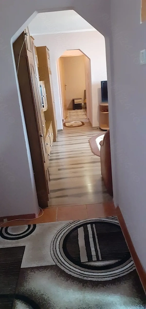 vand apartament 2 camere confecții  - imagine 10