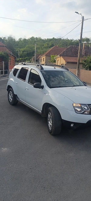 Dacia Duster 4x4 diesel  - imagine 3