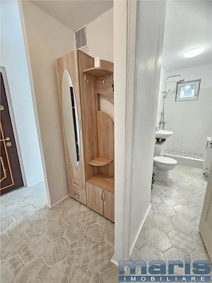 Apartament 2 camere Dambu Pietros etaj 3