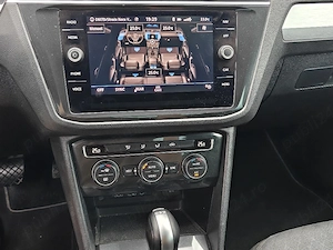 Tiguan generația 2, an 2018 DSG 150 cp istoric full , fără daune - imagine 8