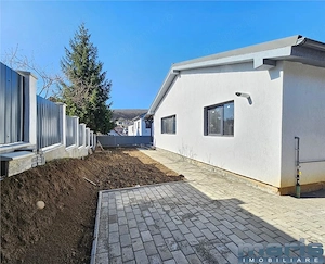 De vanzare casa in Sancraiu de Mures zona Laguna - Pestisorul - imagine 5