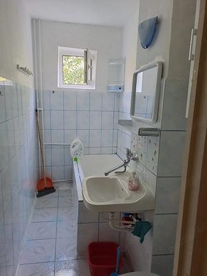 Apartament zona Baraolt - imagine 4